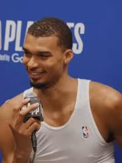 Devin Vassell Surpassed His Prop in Game 2 as Spurs Head to Thunder for Game 3