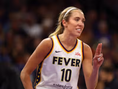 Lexie Hull's Indy 500 look mirrors Indiana Fever's push for third straight win