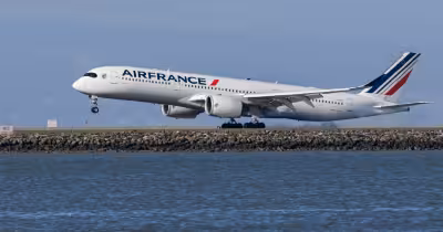 Travel Restrictions To Canada: Flight Diverted to Montreal After Passenger Error